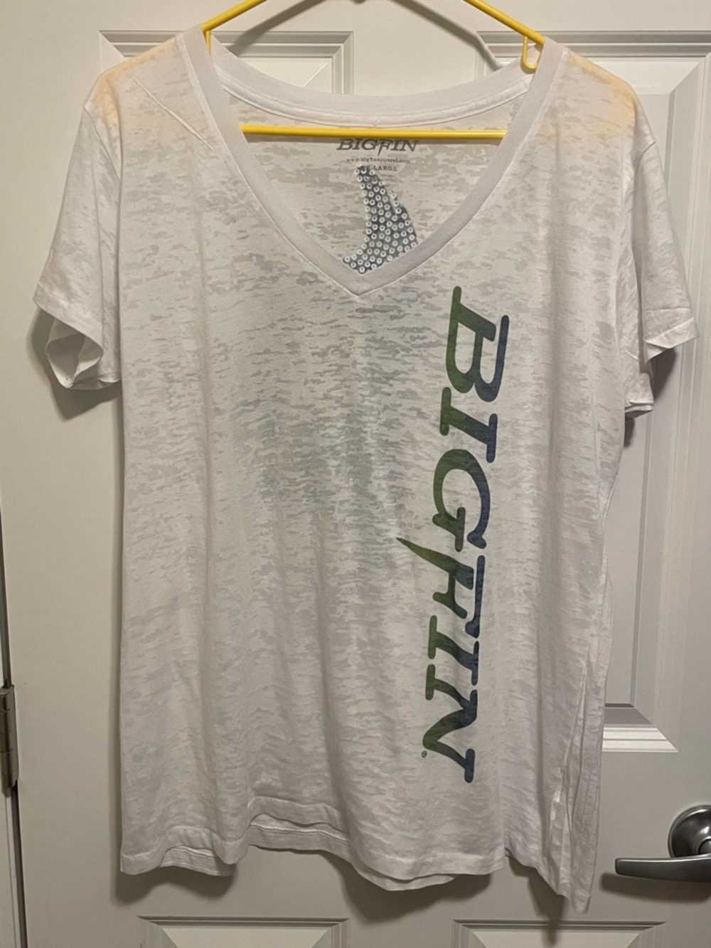 BIGFIN  White Short Sleeve V-Neck Tee Light Weight Size XXL